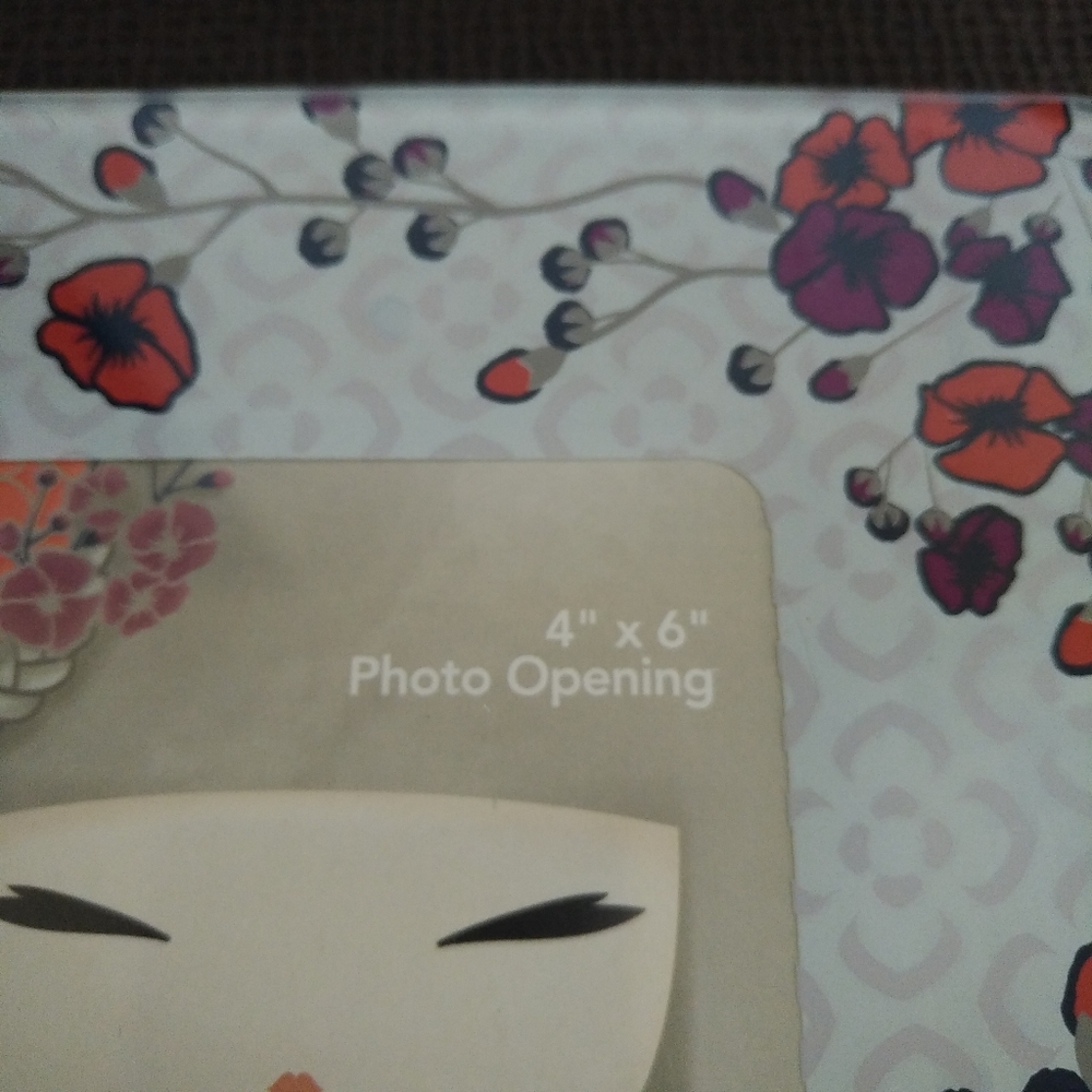 ✨️HP✨️ Kimmidoll👘 Collection Glass 4" x 6" Picture Frame - Picture 7 of 8